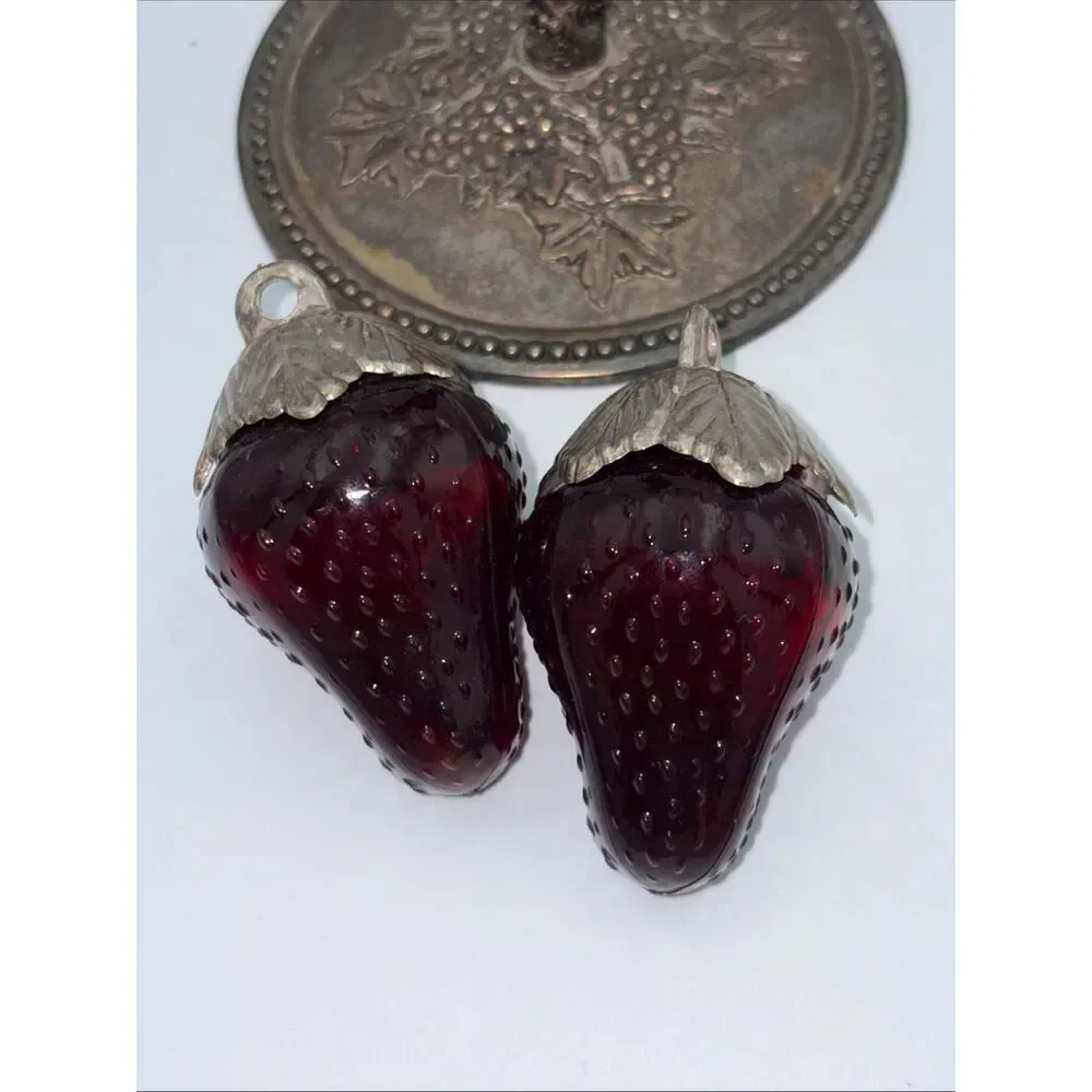 Vintage Red Glass Hanging Strawberry Salt & Pepper Shakers With Silver Stand